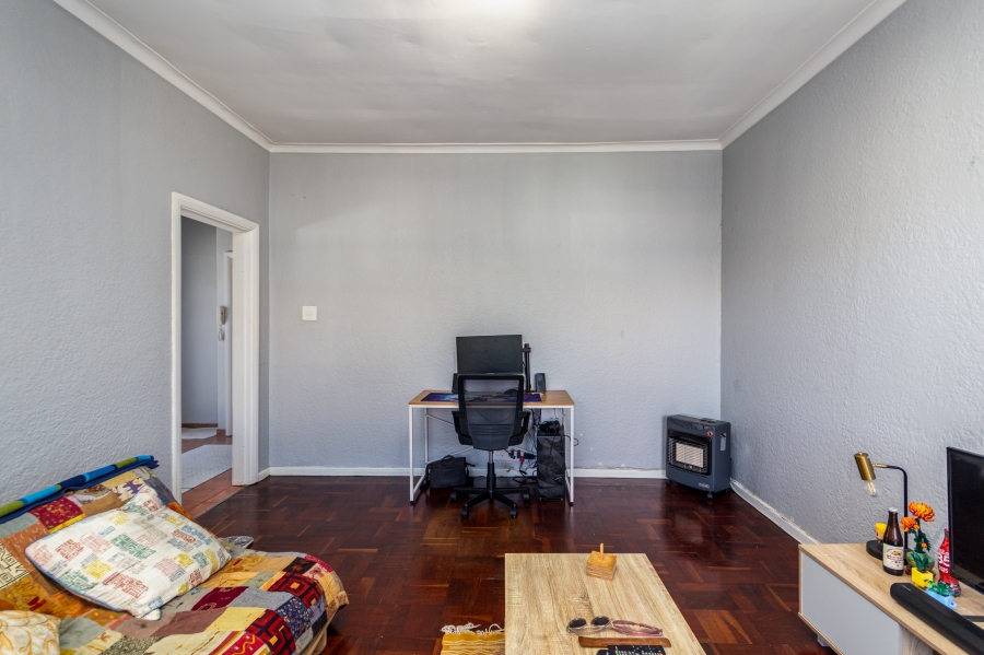 1 Bedroom Property for Sale in Kenilworth Western Cape